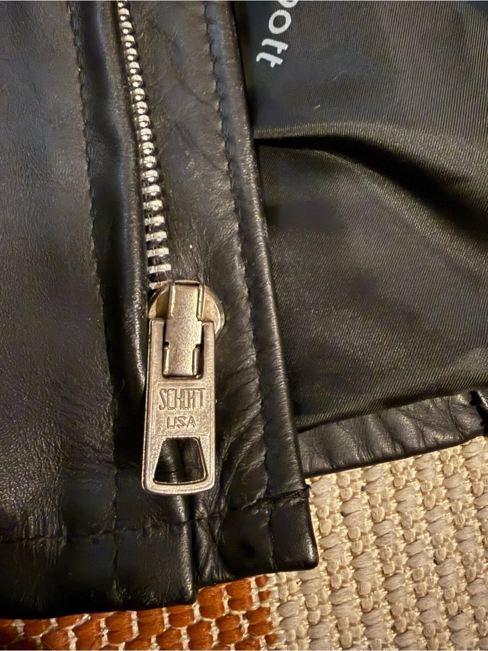 Schott classic black