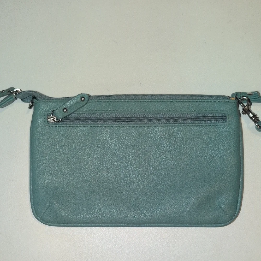 Franco Sarto Cream and Teal Wristlet