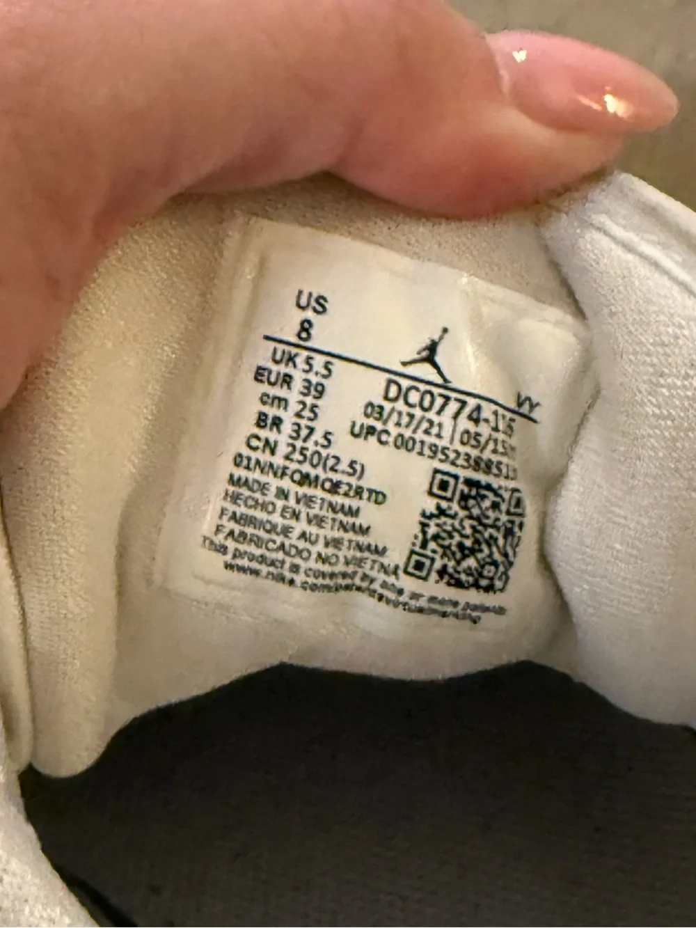 Jordan Air Jordan 1 Low 