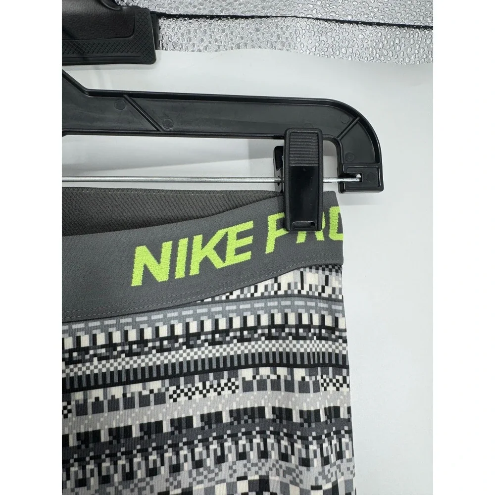 Nike pro hyperwarm