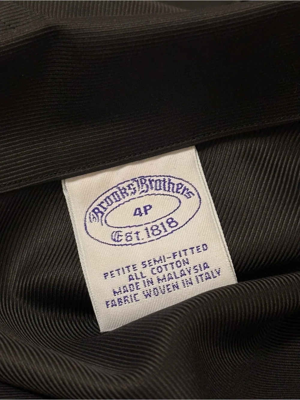 Brooks Brothers excellent tailored pearl
