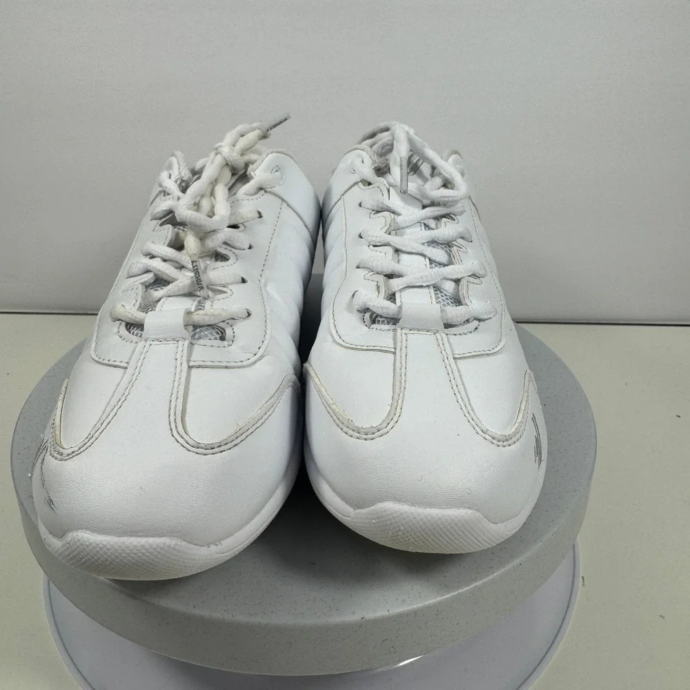 Varsity breathable floors