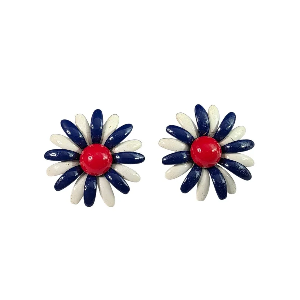 N/A earrings type red