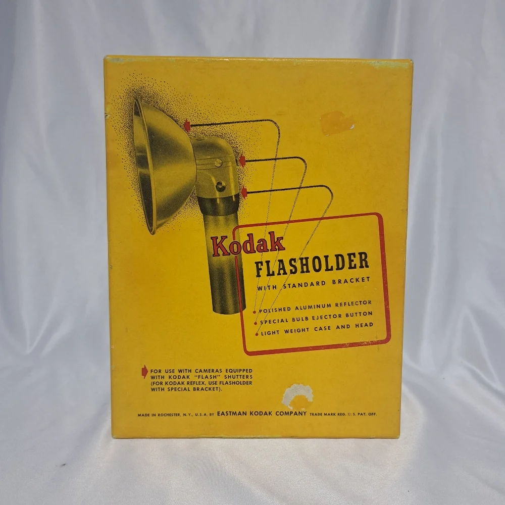 VTG Kodak FLASHOLDER w Standard Bracket In Box Bulbs Expired Film‎ UNTESTED