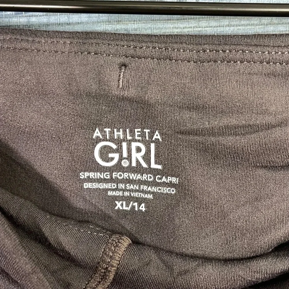 Athleta brand girl