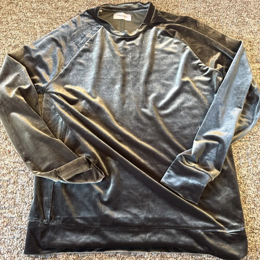 OVADIA &‎ SONS New York Olive Velvet Crew Neck Long Sleeve Size Large
