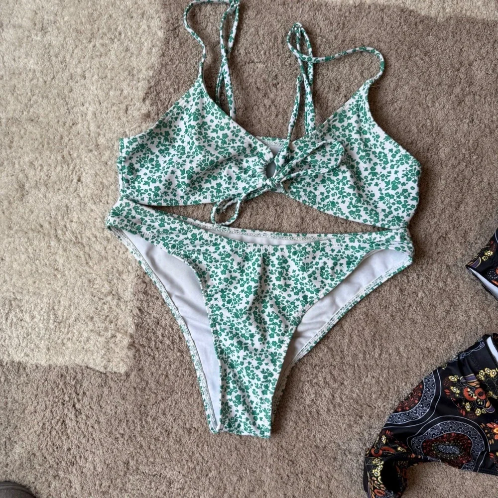 The Unbranded Brand lot two