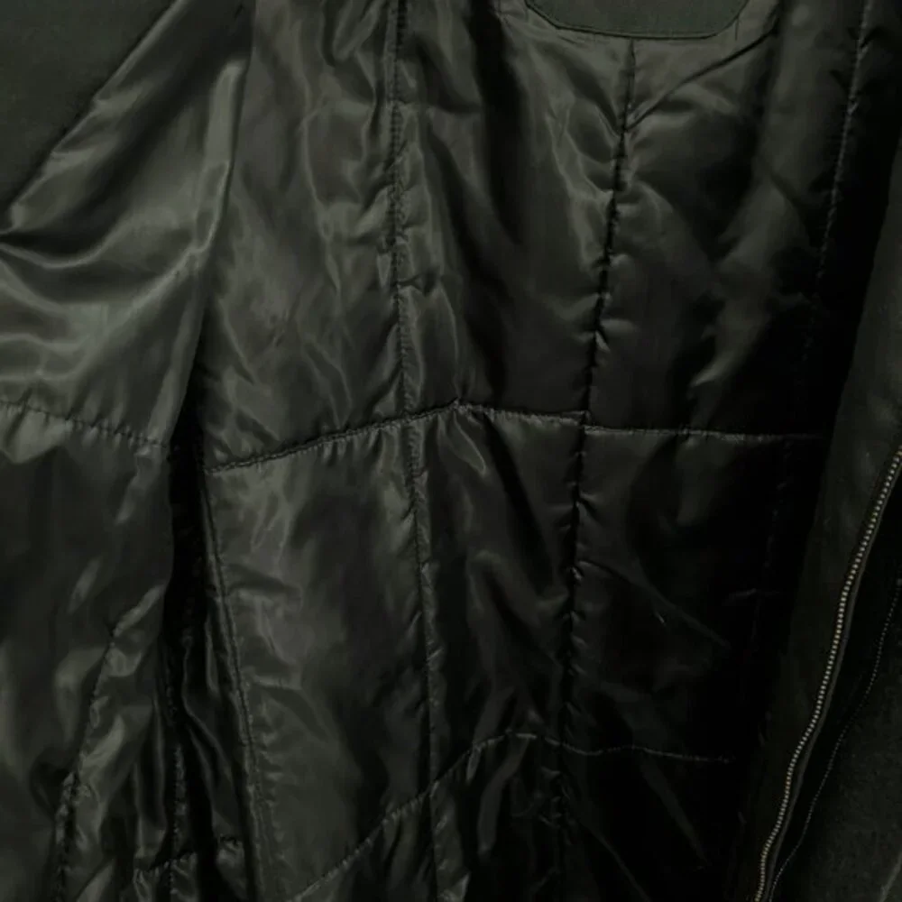 Tumi sleeves center