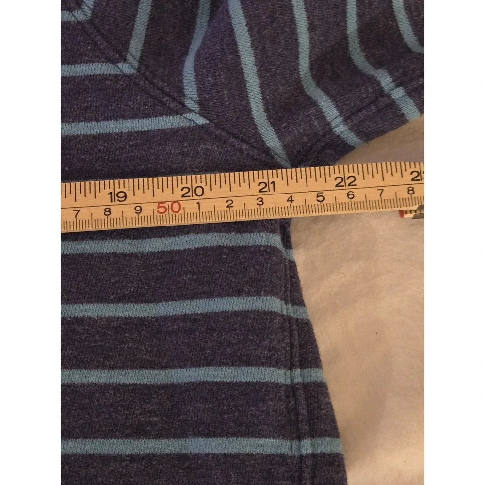 L.L.‎ Bean Mens Medium Blue Long Sleeve Shirt Crew Neck Striped
