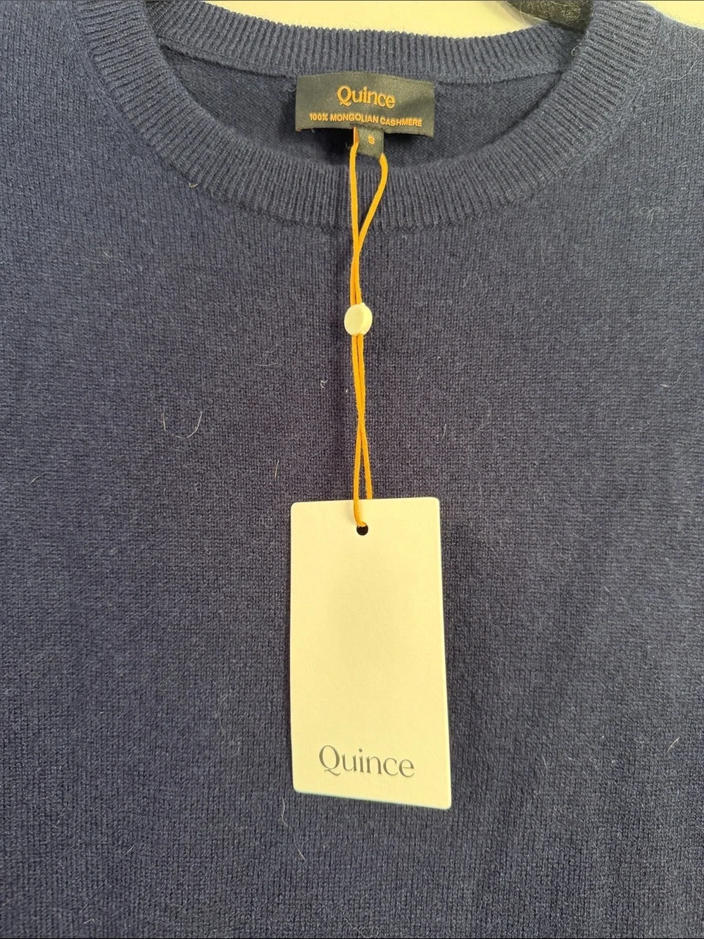 Quince Men's Dark Blue Cashmere Crewneck Sweater size small