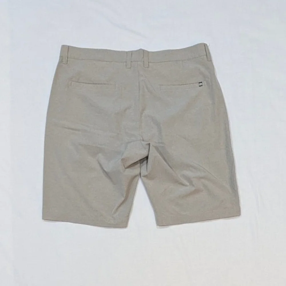 Travis Mathew Beck Shorts Men's 36 Khaki Tan Golf Lifestyle