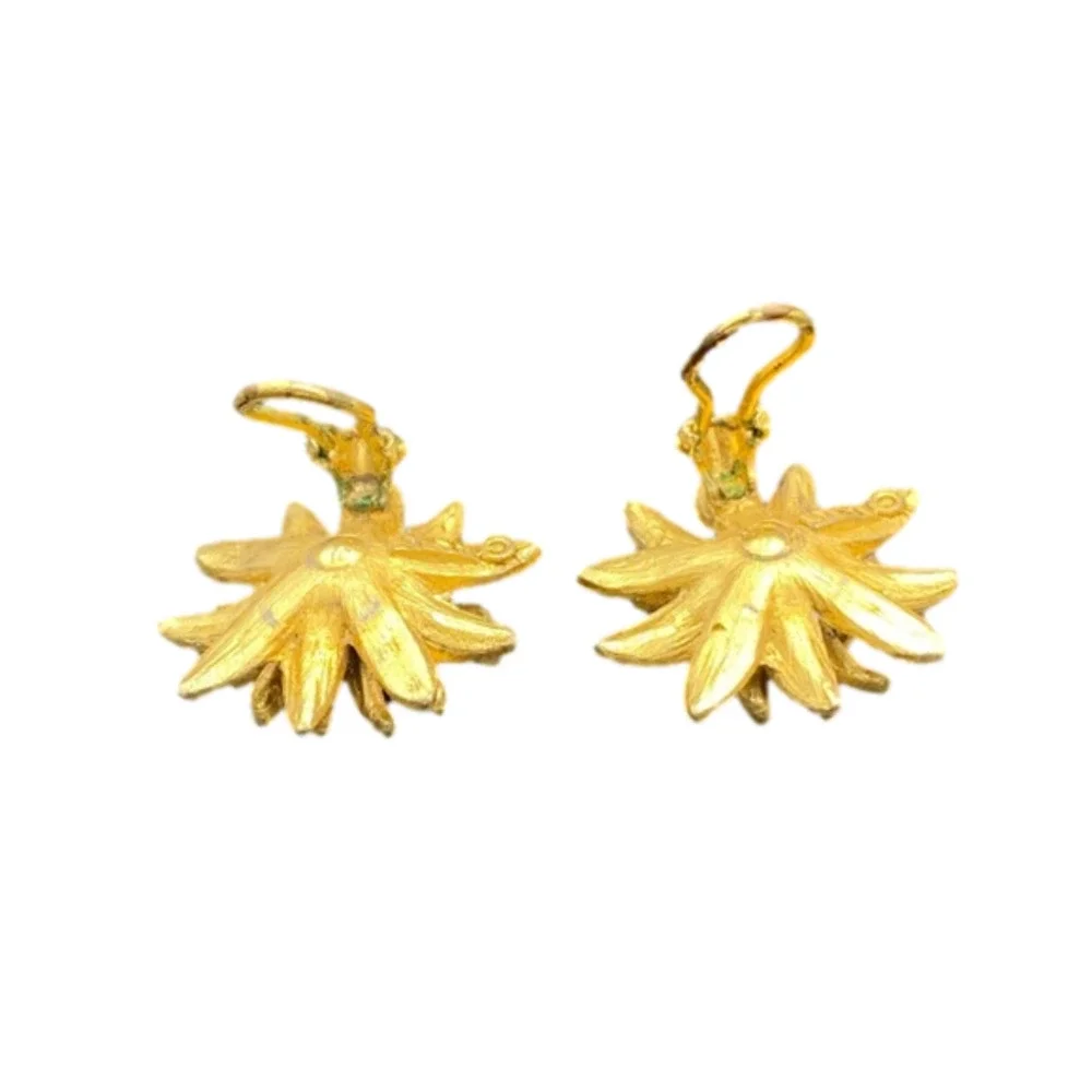 Vintage gold starburst