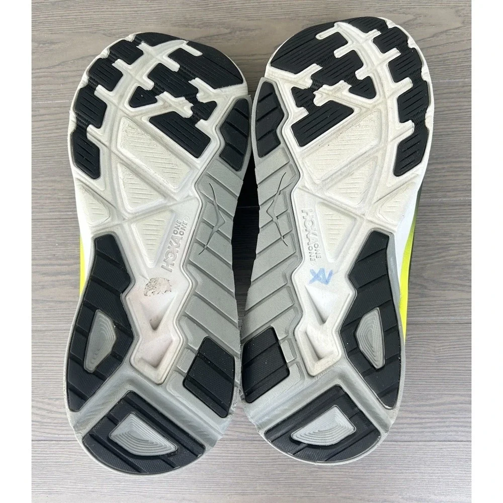 Hoka One One hoka one