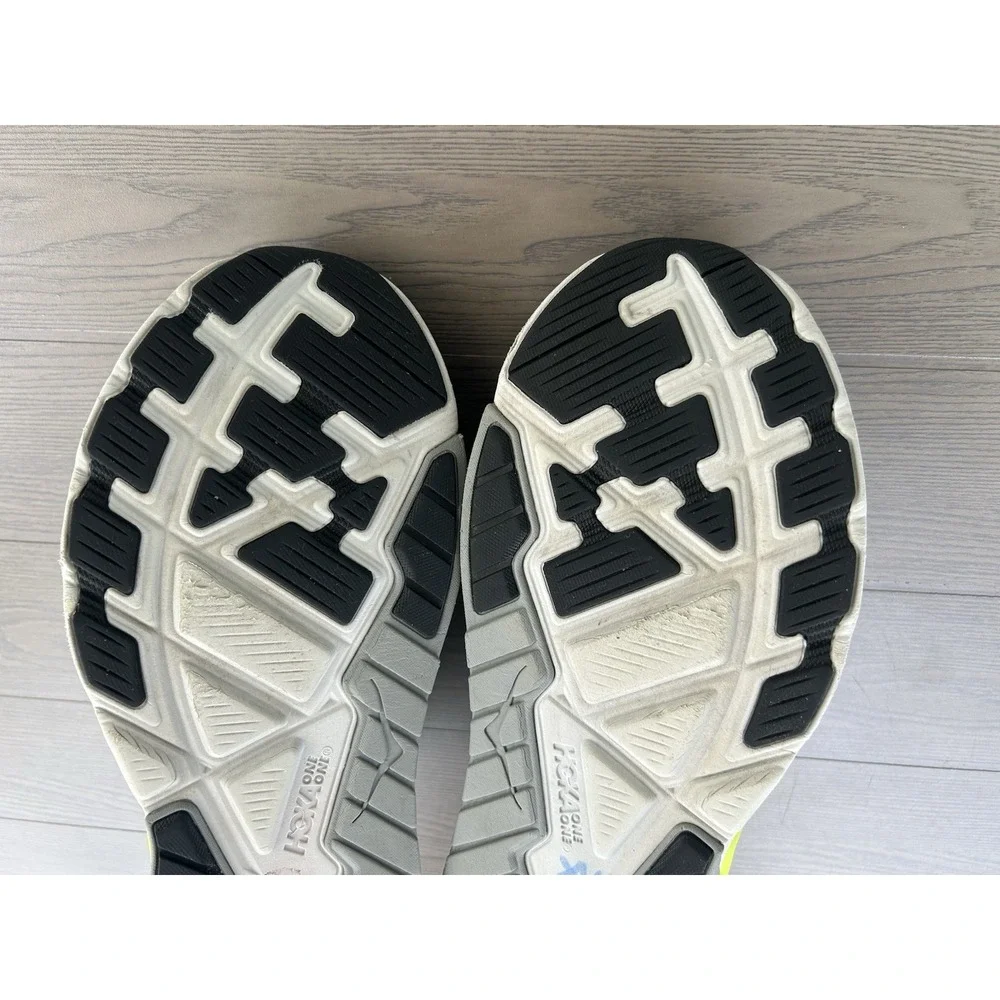 Hoka One One hoka one