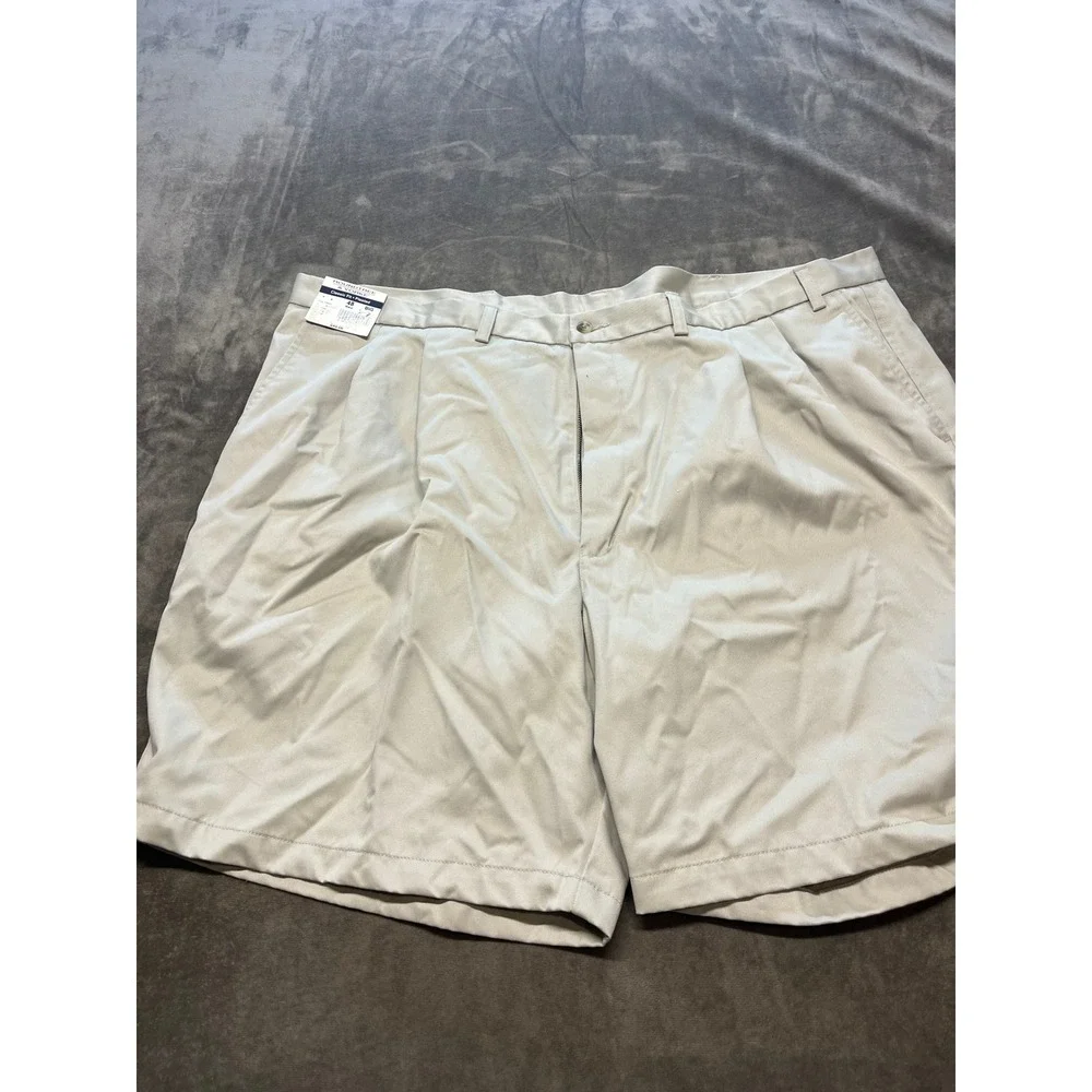 NWT Roundtree & Yorke Mens Classic Fit Pleated Shorts tan‎ Big & Tall Size 48