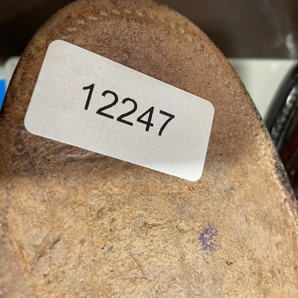 Johnston & Murphy measurements heel