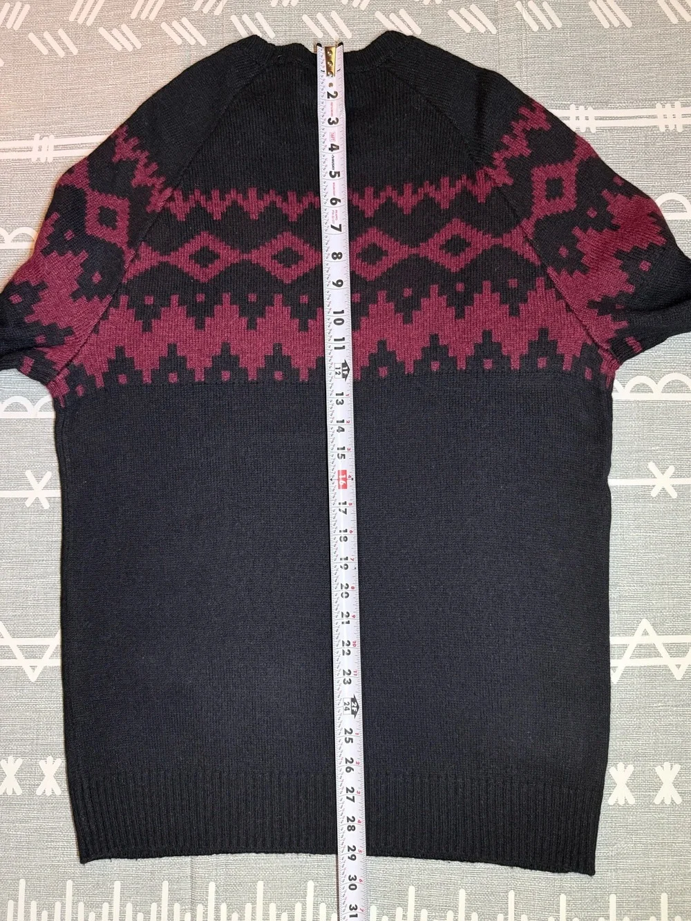 Recent Vintage Saks Fifth Avenue Men's Crewneck Sweater with Fair Isle Pattern