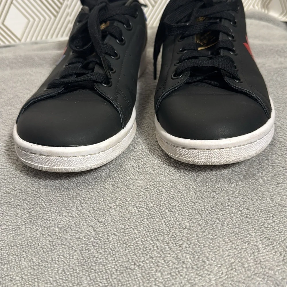 adidas sleek black