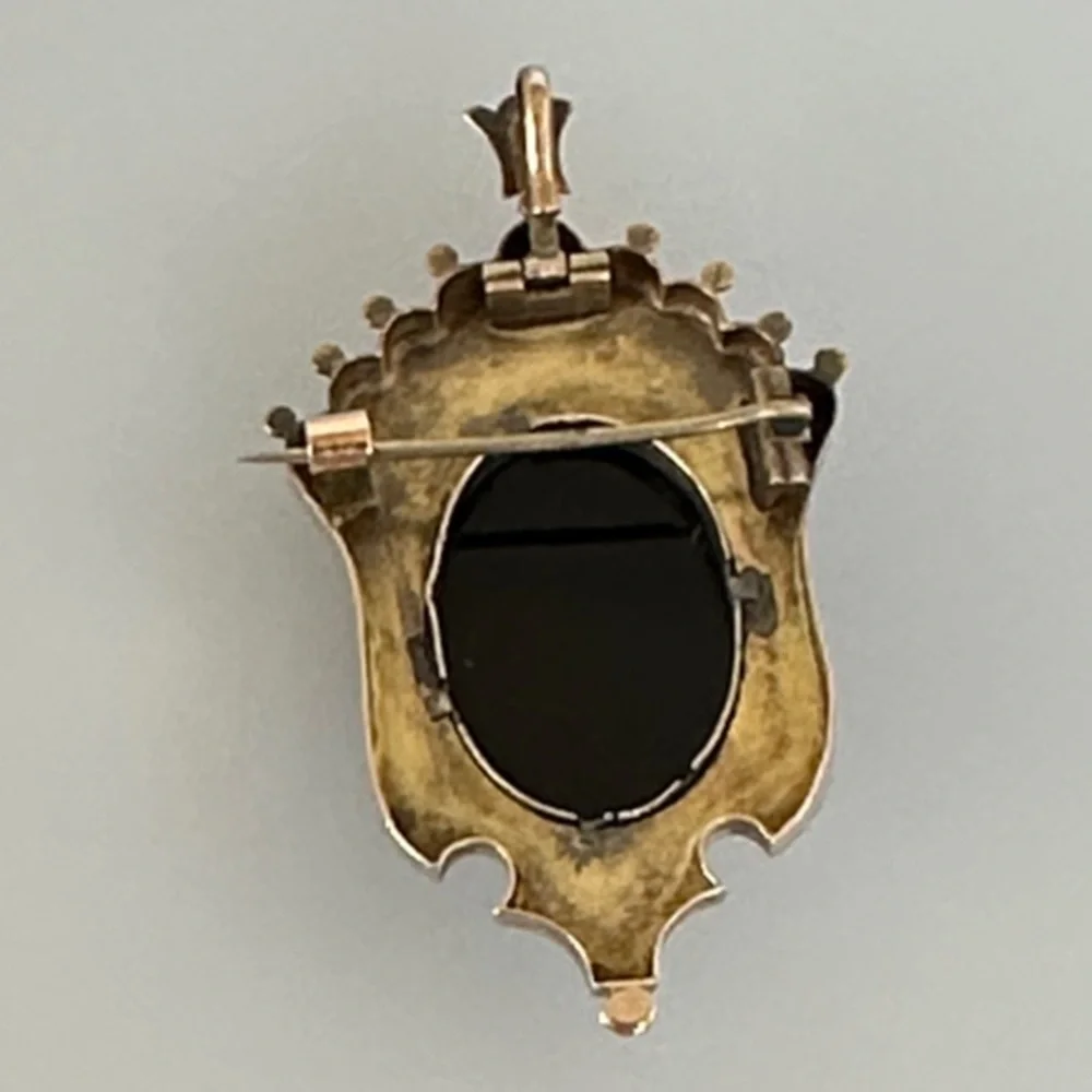 Vintage 14k real solid Gold and Black Cameo Brooch