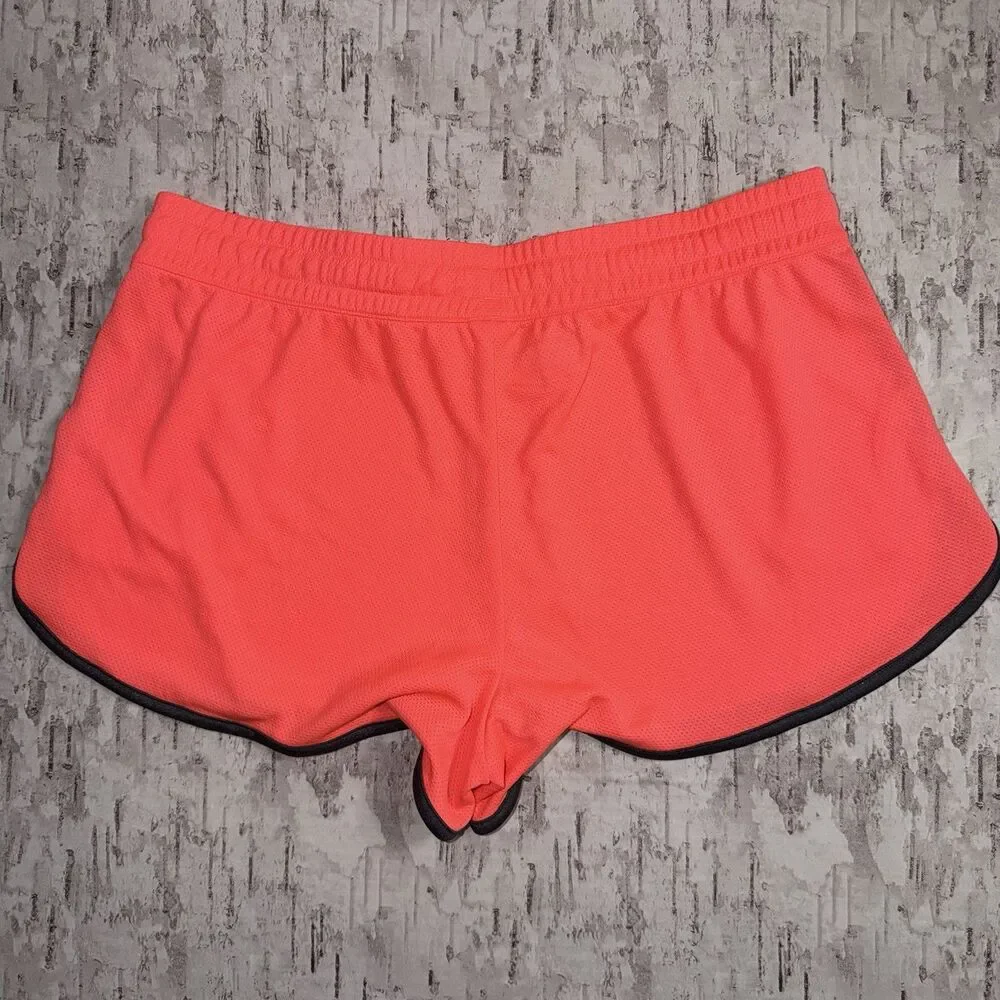 Under Armour preowned excellent