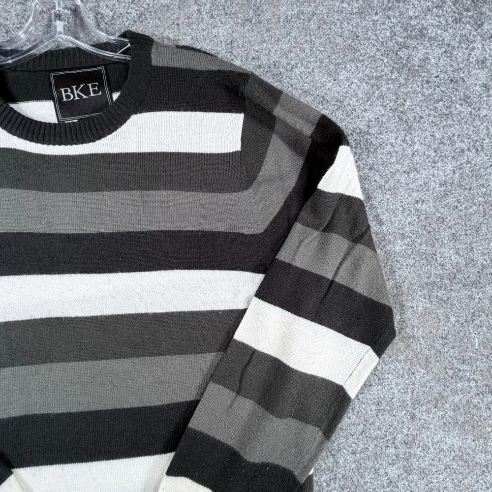 BKE pullover sweater