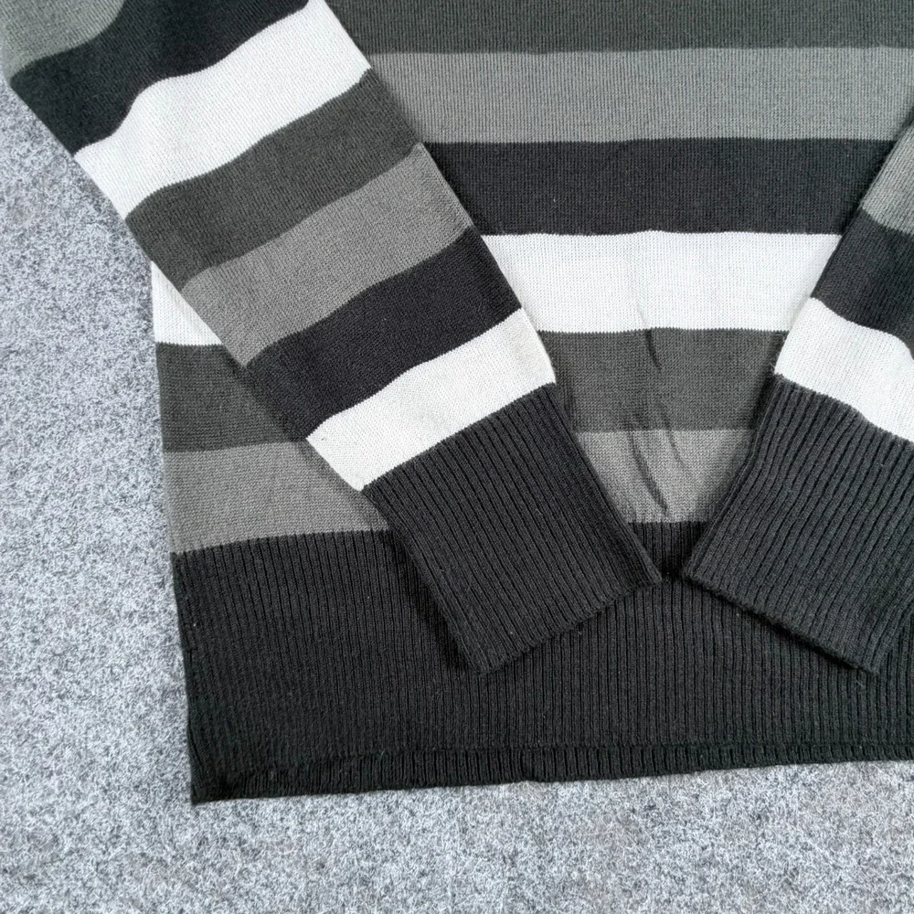 BKE pullover sweater