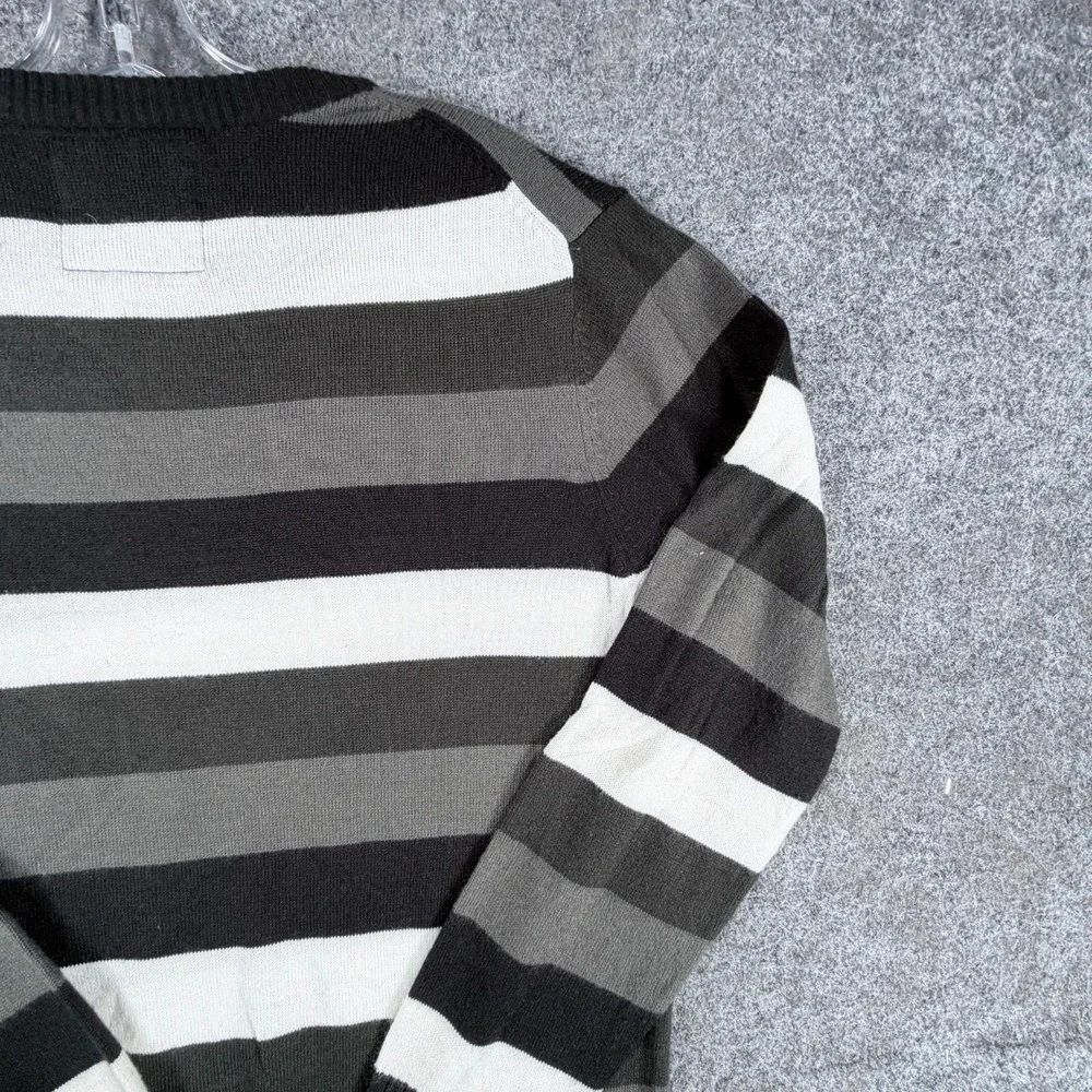 BKE pullover sweater
