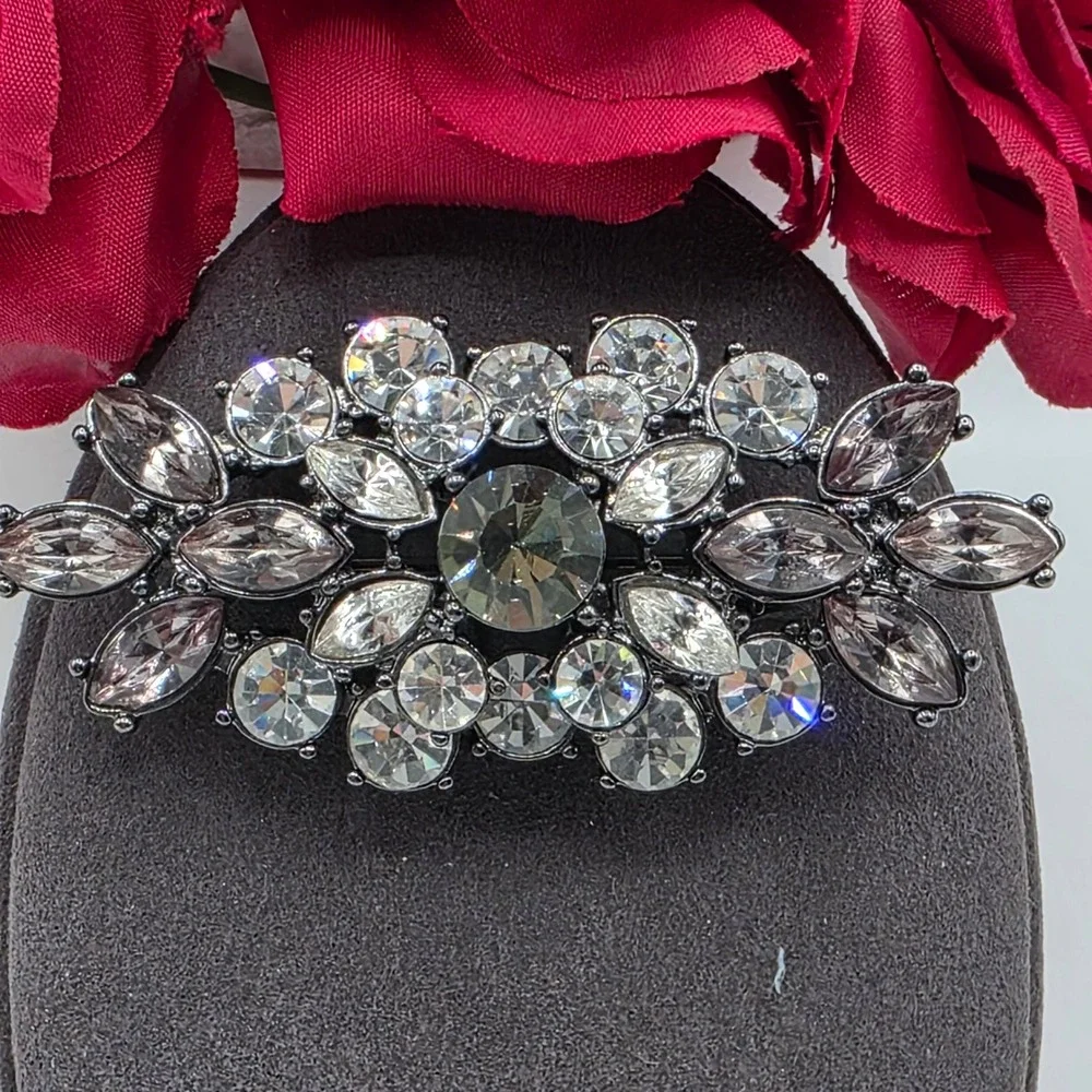 Liz Claiborne Gunmetal Rhinestone Brooch Grey Clear Crystal Marquise Pin‎ LC