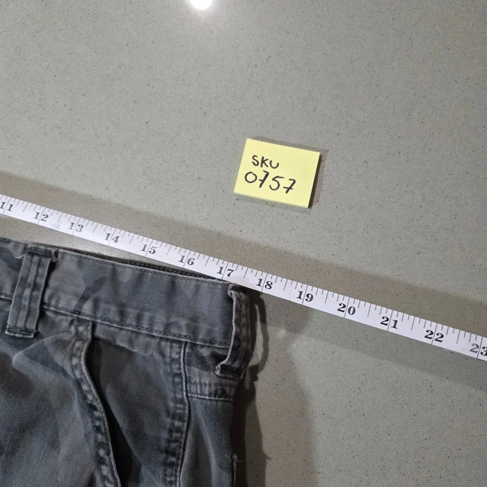 Unbranded rugged cargo