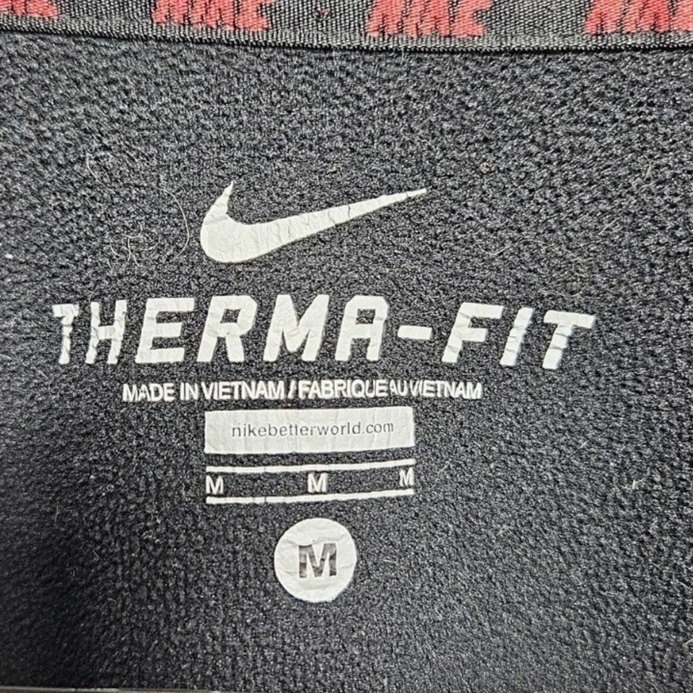 Nike therma fit