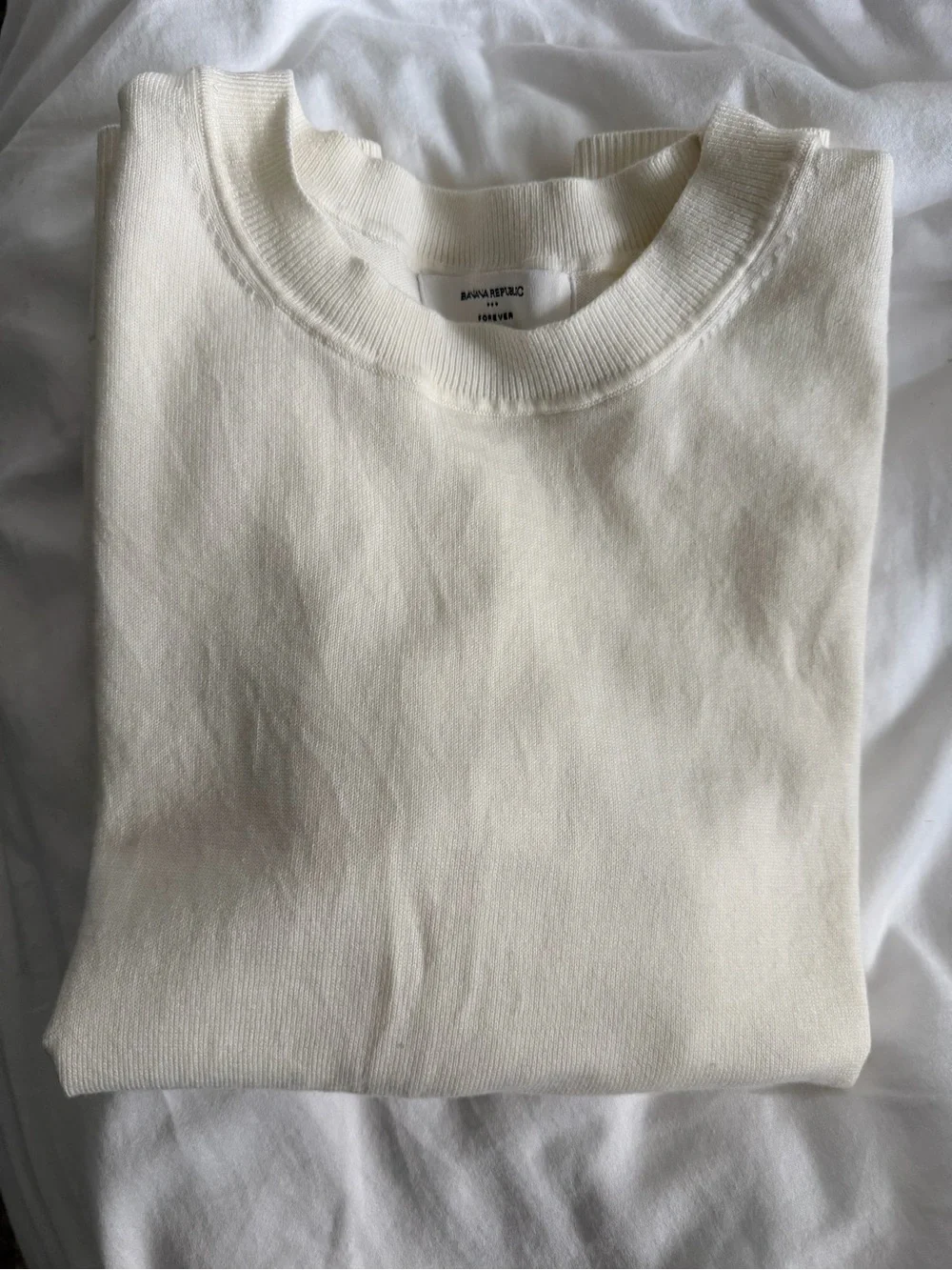 Banana Republic Factory Forever Short-Sleeve Knit Sweater in snow