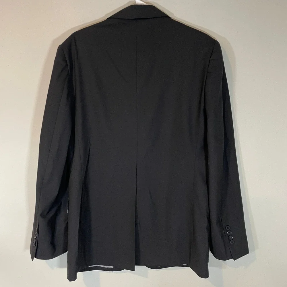 Brooks Brothers crafted modern