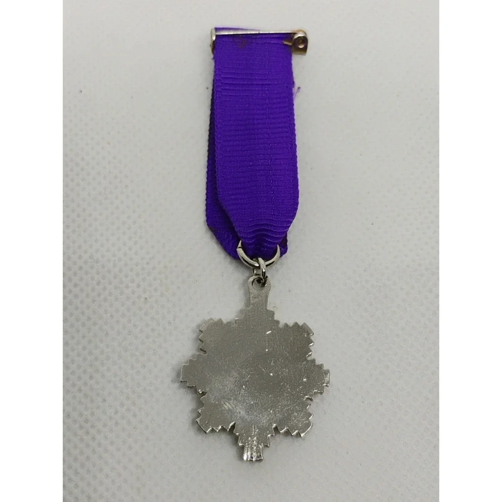 Under Royal Patronage HRP Historical Royal Palaces Medal Ribbon‎ Pin Uniform