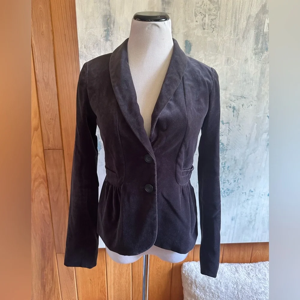 J. Crew Elegant Fitted Women's Blazer. 2T. Smoky Black. Velvet Like. Holidays