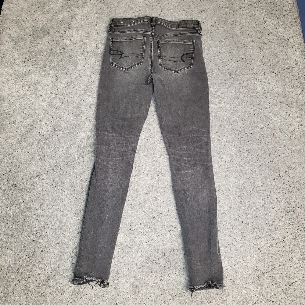 American Eagle Outfitters measurements may