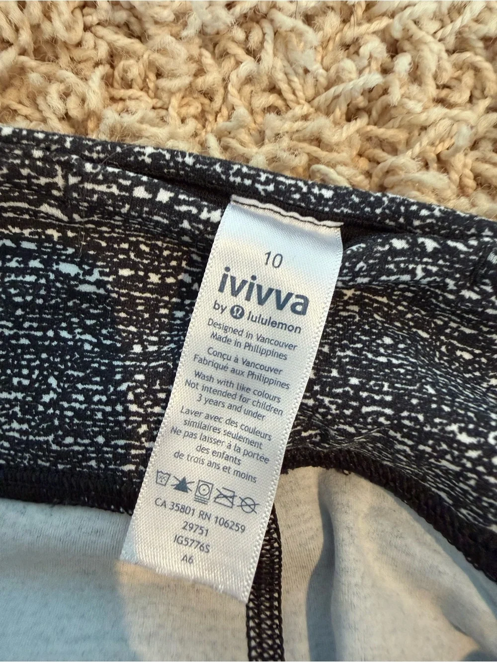 Ivivva Heathered Black Stretchy Jeggings