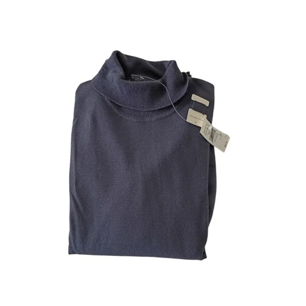 The Unbranded Brand wrap yourself