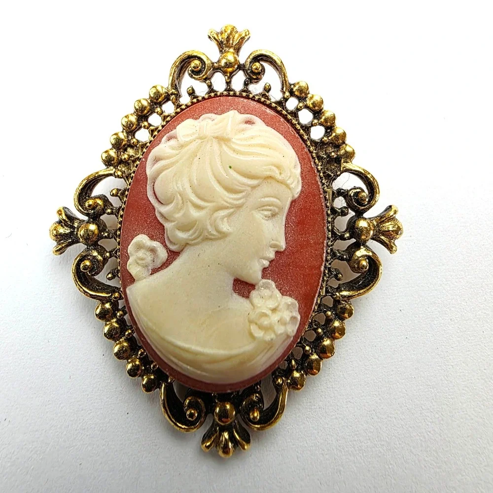 Vintage Gold Tone Filigree Cameo Brooch Classical Lady Profile Costume Jewelry