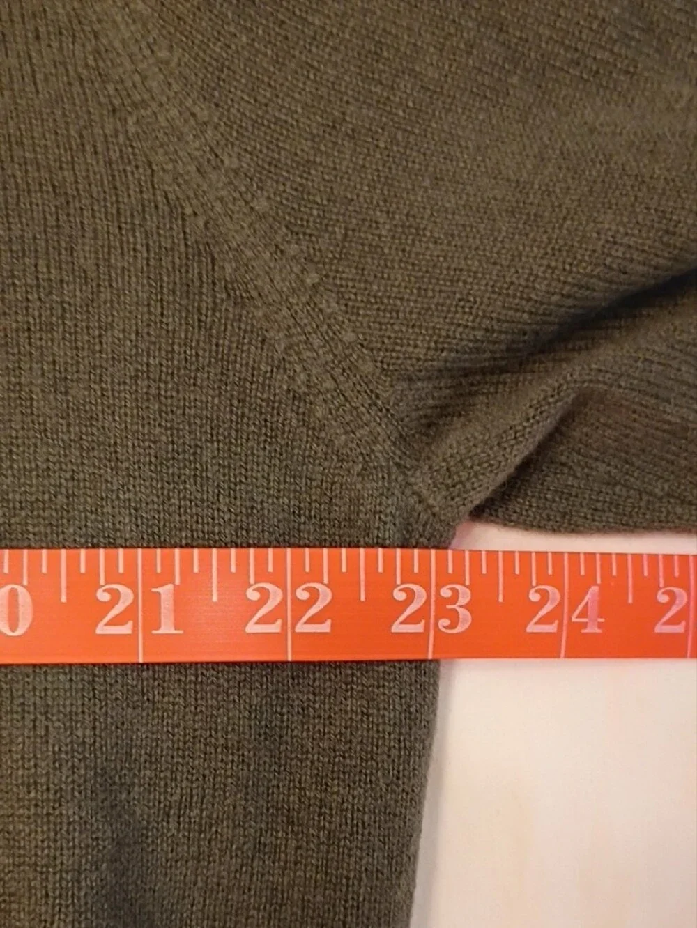 Quince cashmere turtleneck
