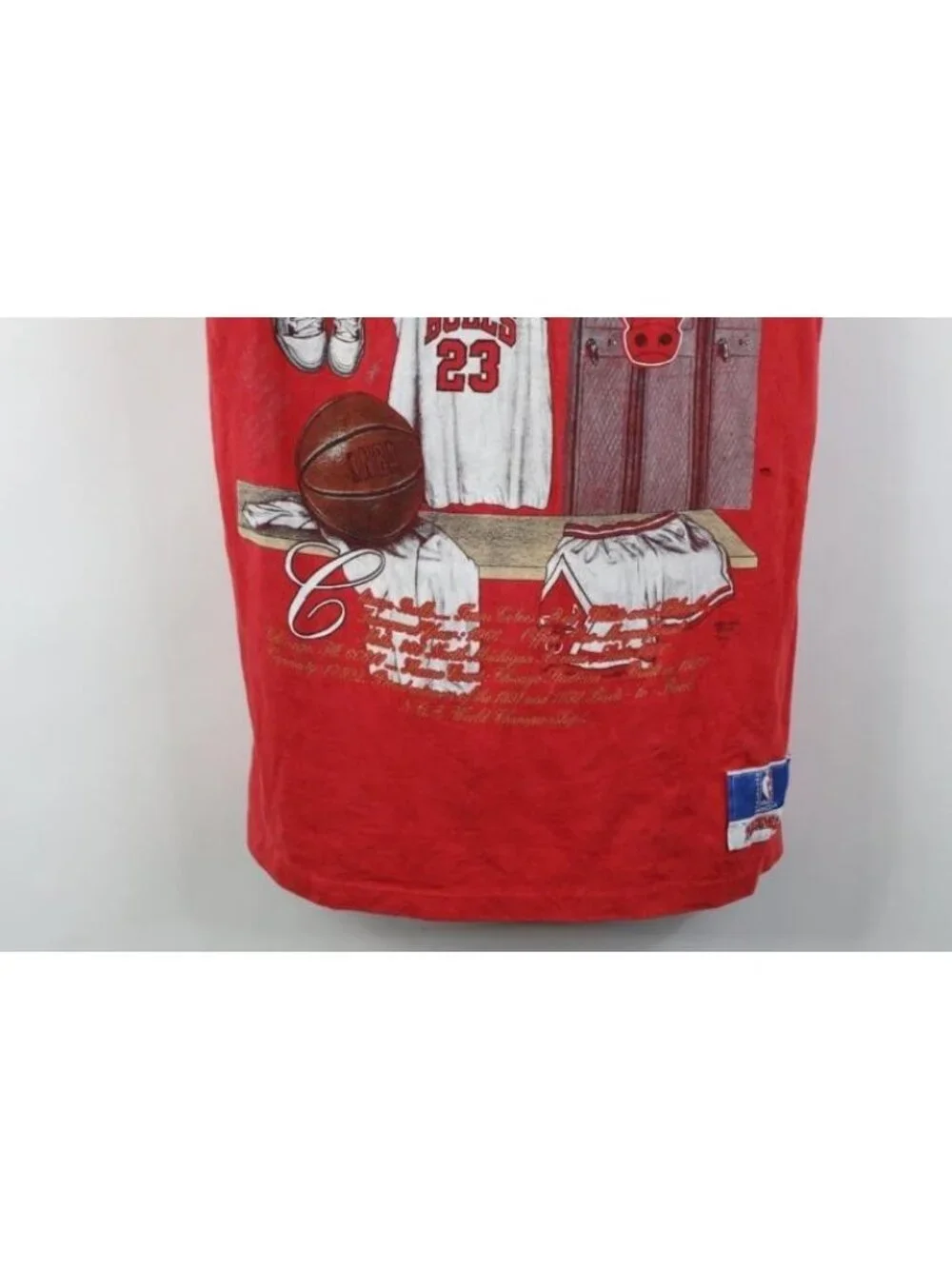 Vtg 90s Mens Medium Distressed Chicago Bulls Basketball Locker Room T-Shirt USA