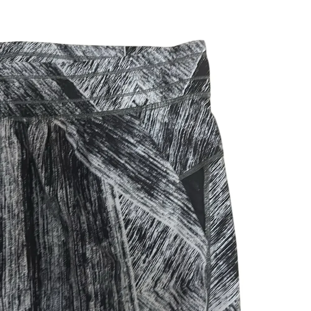lululemon athletica jet crop