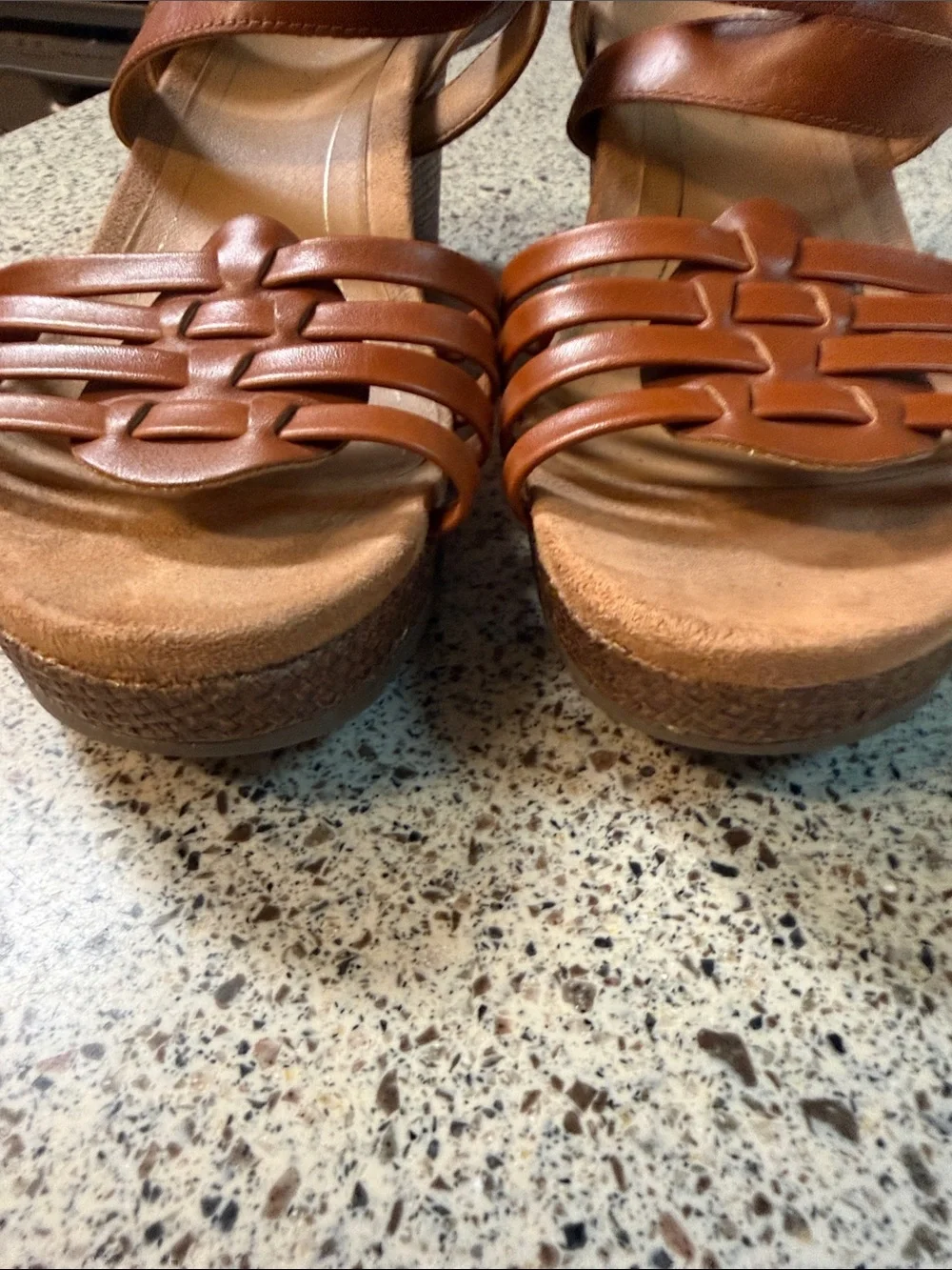 Vionic sandals woven