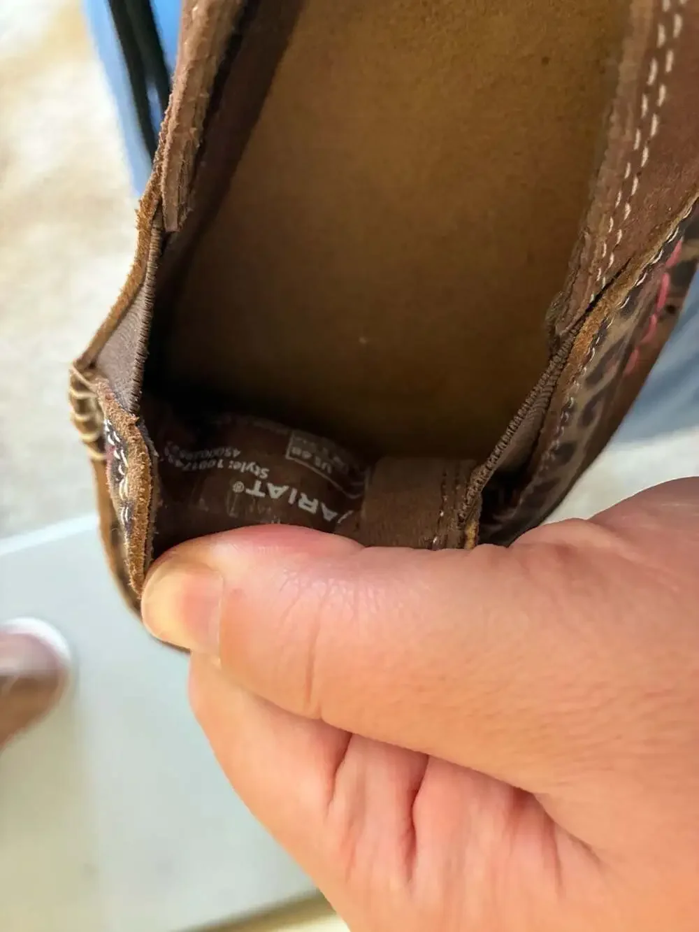 Ariat cruiser slip