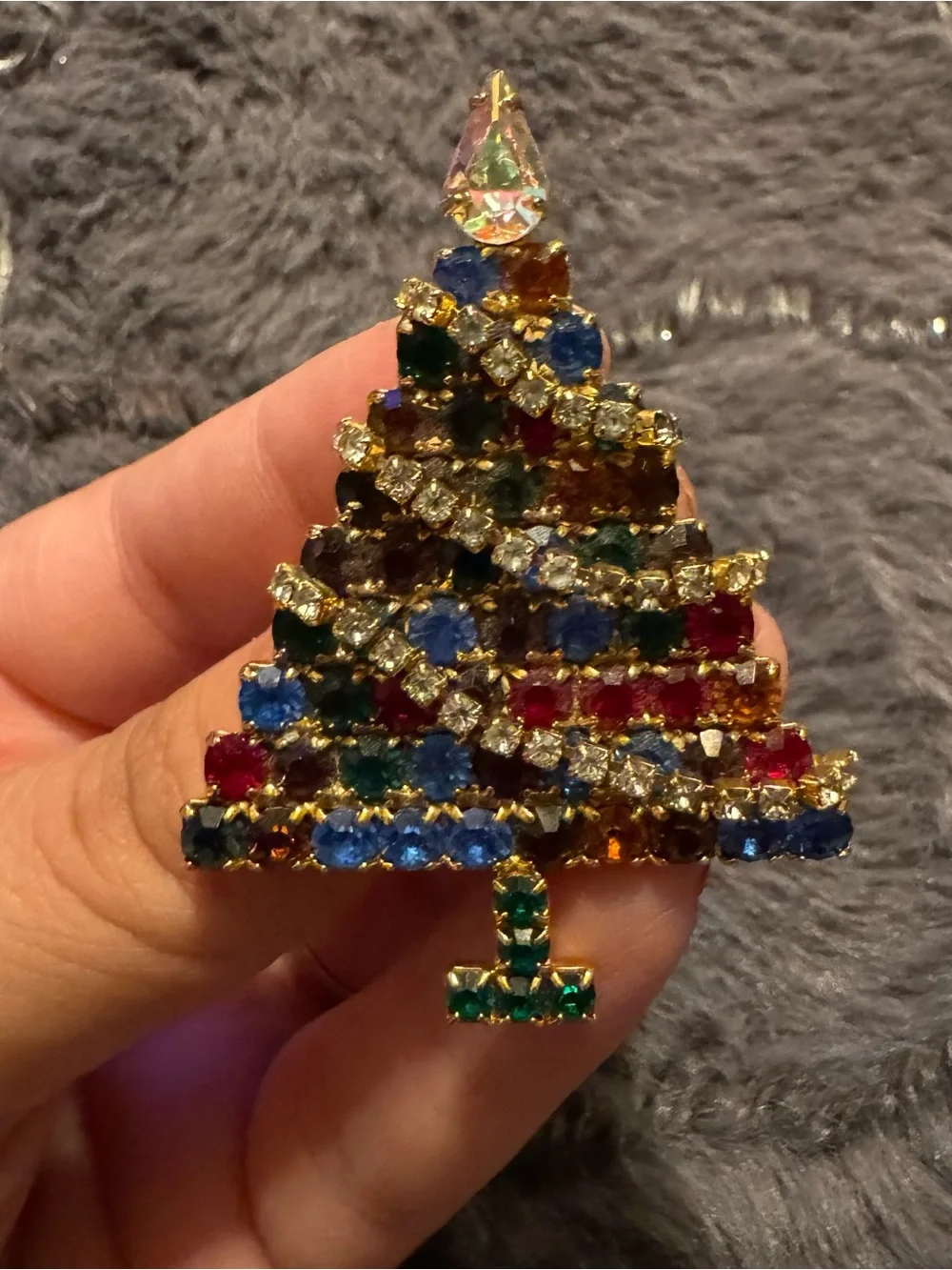 Christa’s‎ Tree Brooch Vintage Gold Tone Multicolor Rhinestones Elegant Jewelry