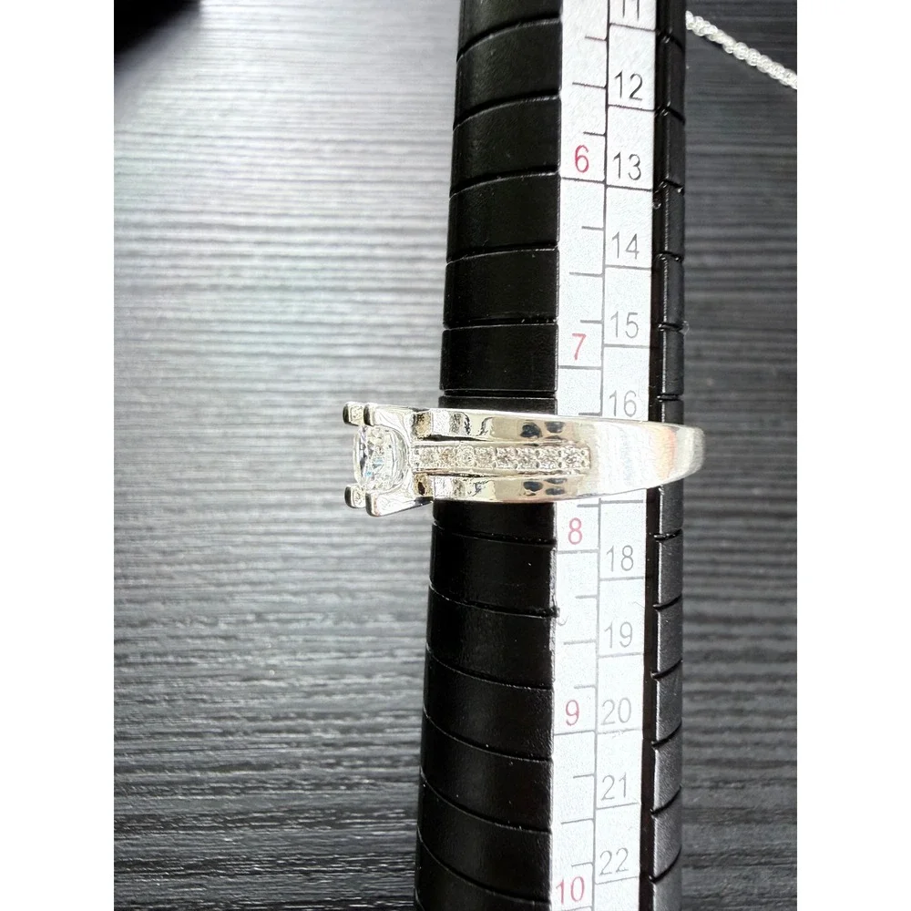 Unbranded sterling silver