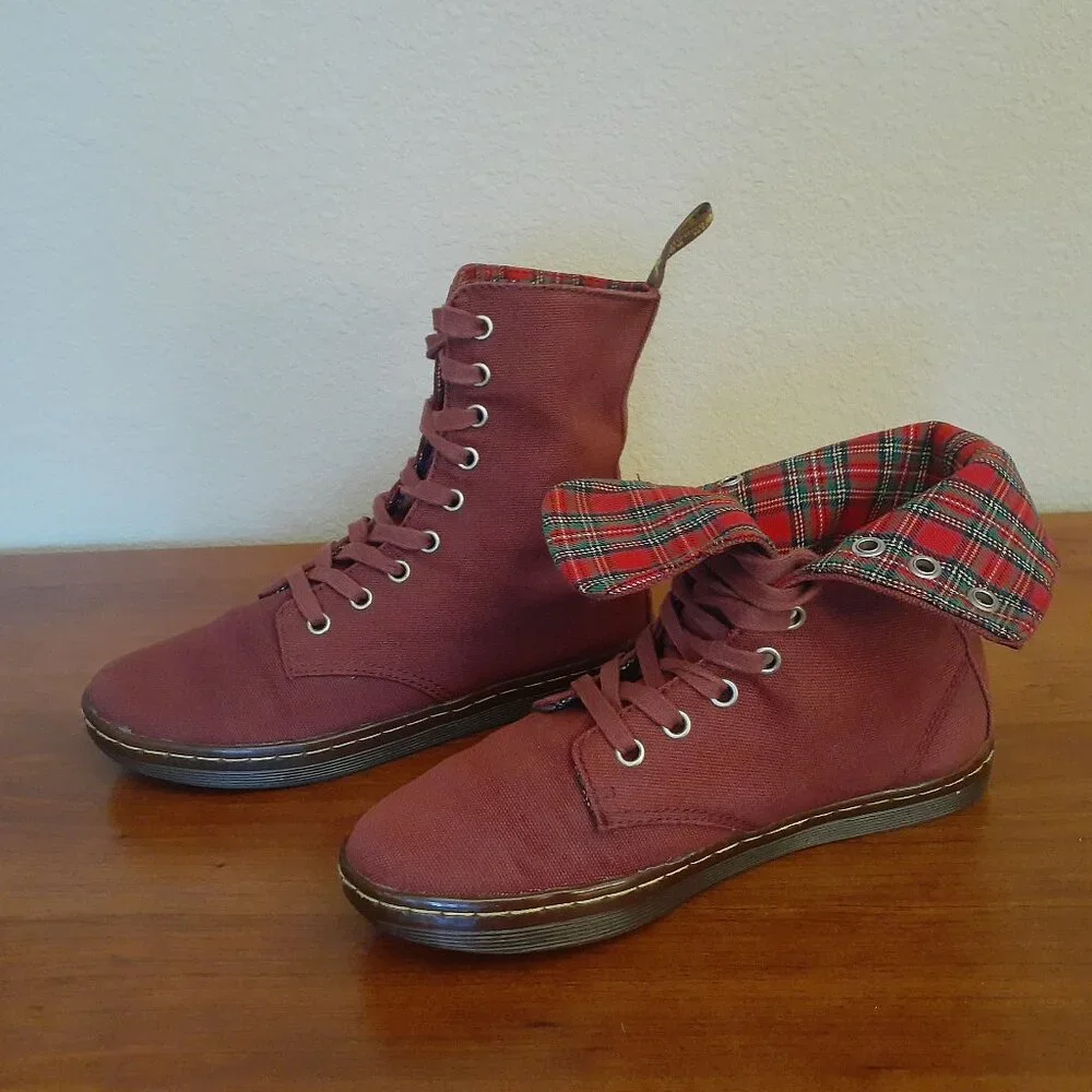 Dr. Martens canvas cherry