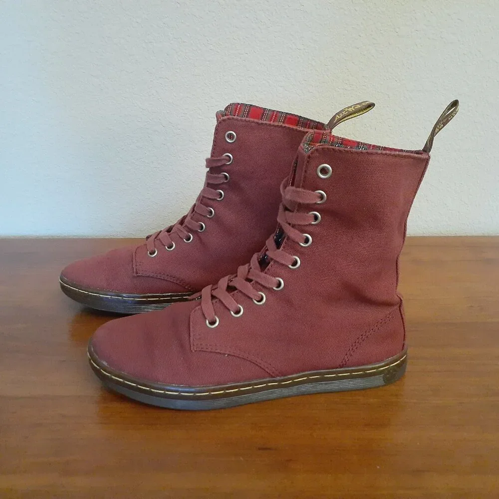 Dr. Martens canvas cherry