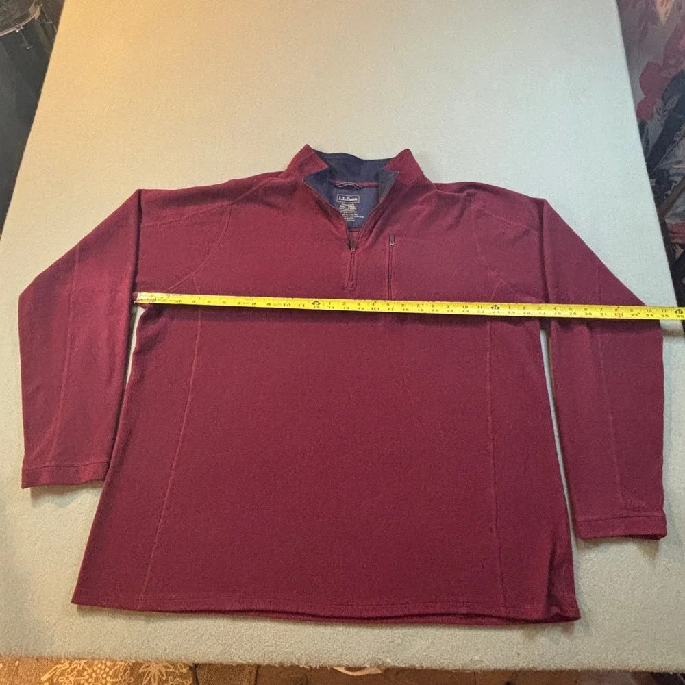L.L. Bean sleeves solid
