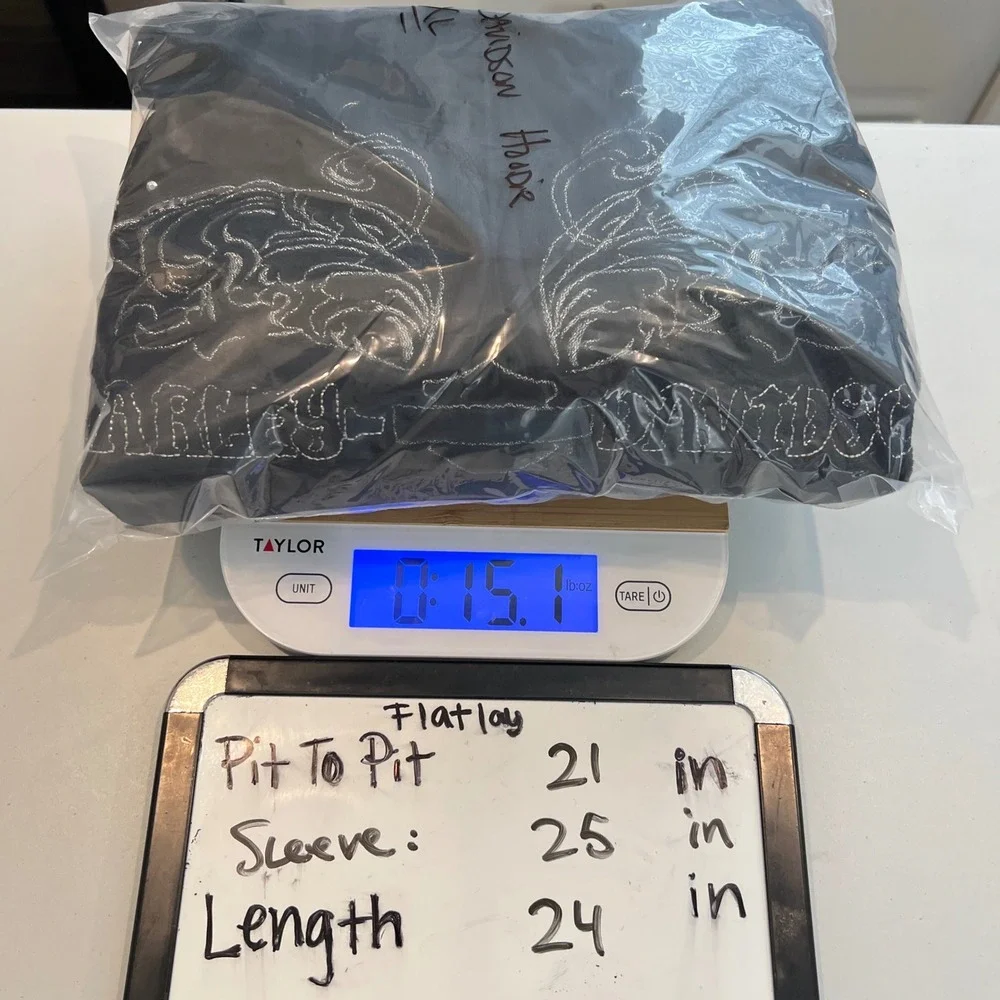 Harley-Davidson measurements flatlay