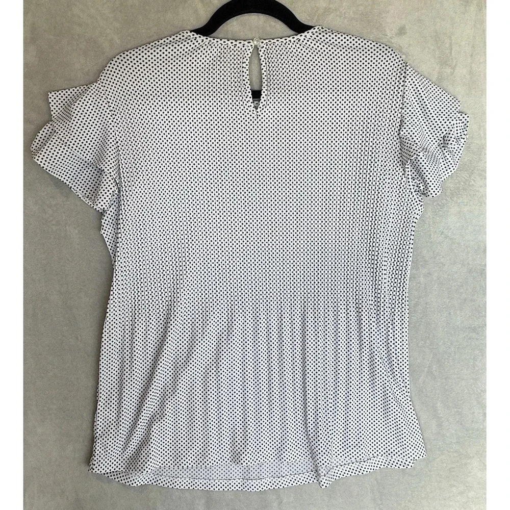 Adrianna Papell excellent preowned